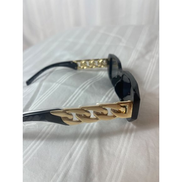 Curb Chain Square Frame Sunglasses Black‎ main image 4